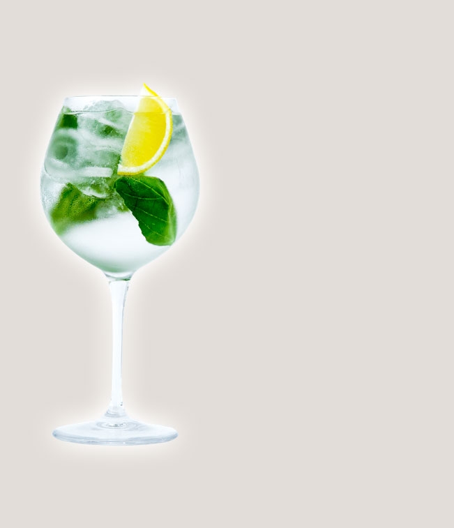 Коктейль «Пикантный базилик»