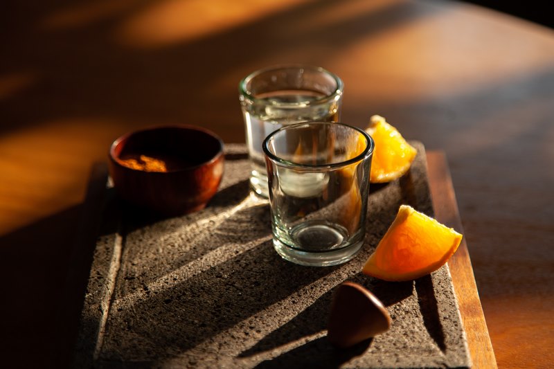 Почему текилу пьют с солью: интересные факты и традиции