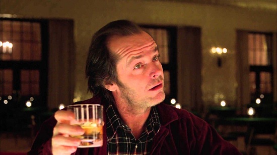 Герой Джека Николсона в фильме «Сияние» употребляет виски со льдом из традиционного тумблера