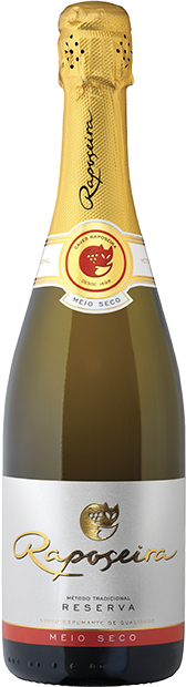 Игристое вино Raposeira Reserva белое полусухое 0.75 л