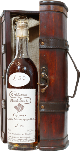 Коньяк P. Champagne AOC Chateau de Montifaud 20 летней выдержки, в деревянной упаковке (Сундучок) 0.7 л
