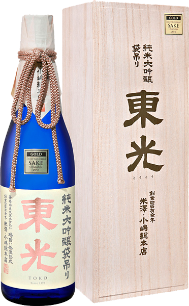 Водка Саке Toko Junmai Daiginjo Drip, Wooden Box 0.72 л