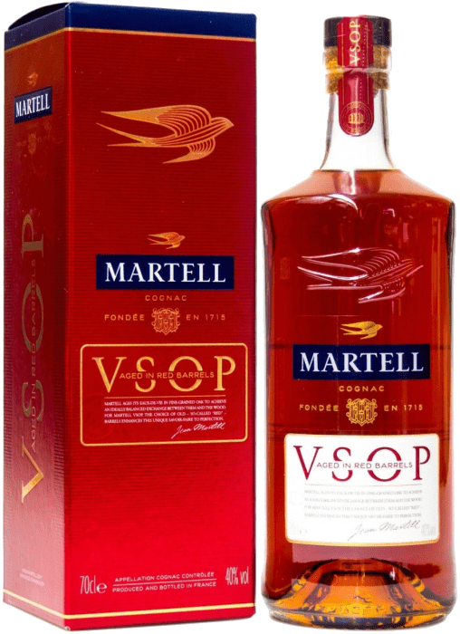 Коньяк Martell VSOP в подарочной упаковке 0.7 л