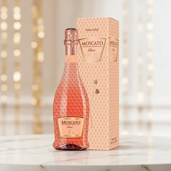 Игристое вино Moscato Rose Spumante Dolce в подарочной упаковке 0.75 л