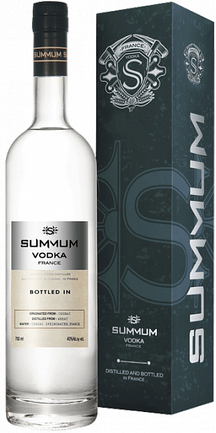 Водка Summum, в подарочной упаковке 0.75 л