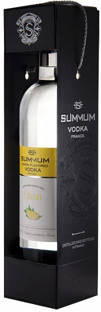Водка Summum лимонная, в подарочной упаковке 1.75 л
