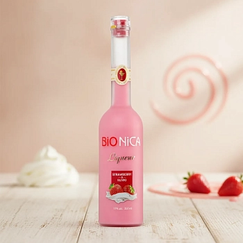 Ликер Bionica Strawberry & Slivki 0.5 л