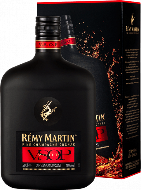 Коньяк Remy Martin VSOP, фляжка в подарочной упаковке 0.5 л