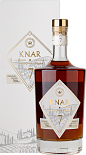 Коньяк KNAR 7 y.o. в подарочной упаковке